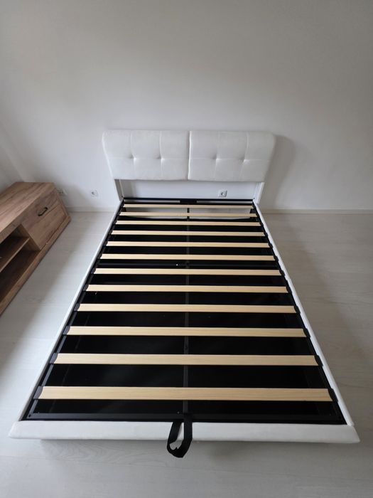 Cama com arrumação 160x200 – branca, nova (nunca usada)