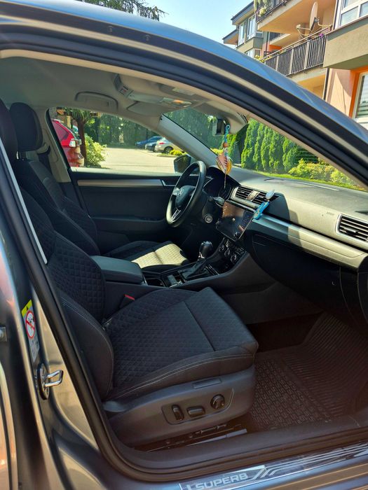 SKODA Superb 2.0 TSI