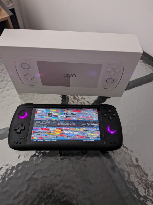 Ayn Odin 2 pro 12Gb RAM/ 256Gb armazenamento e mais um SD de 64Gb já com  jogos