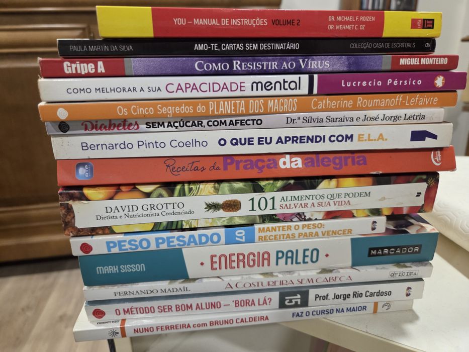 Vendo livros, várias temáticas