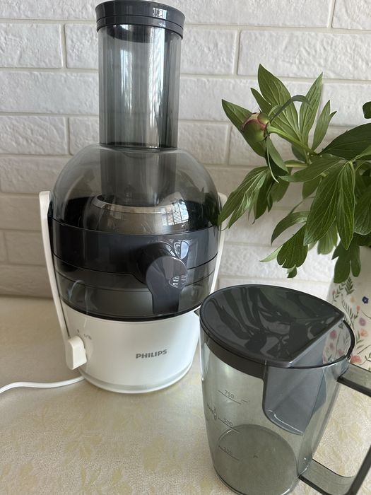 Соковижималка Соковитискач відцентровий Philips
