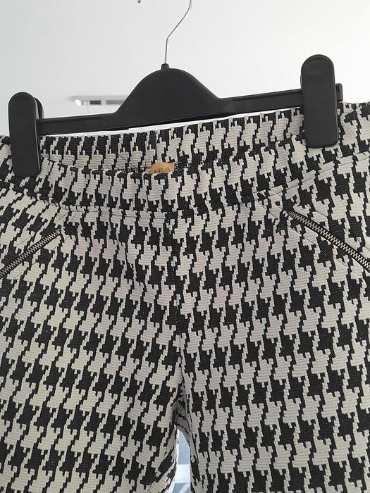 Spodnie cygaretki Zara r.M