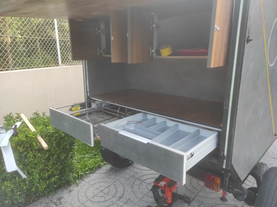 Trailer reboque com suspensão