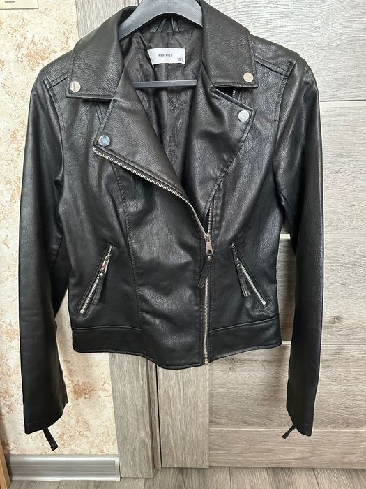 Продам косуху Reserved