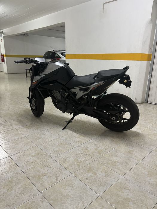 Ktm duke 790 acidentada