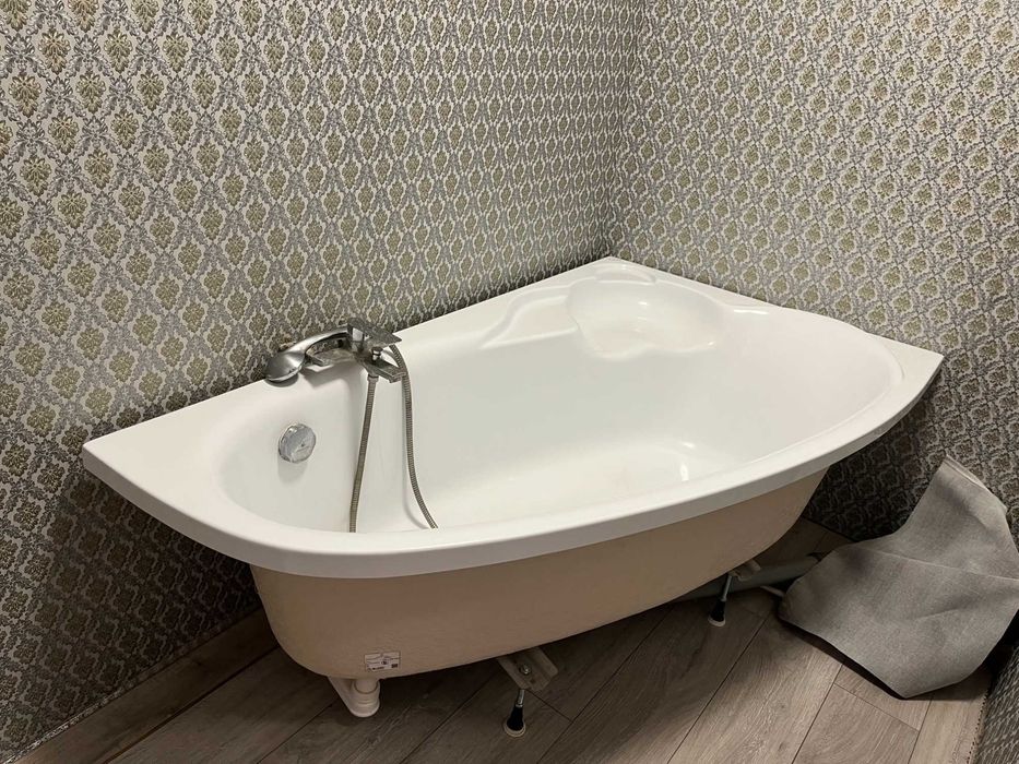 Ванна акрилова Koller Pool