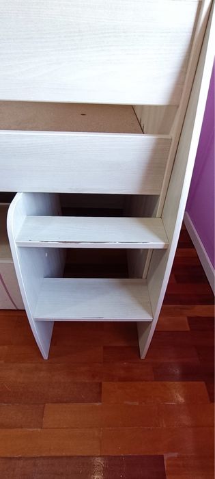 Cama com secretaria conforama