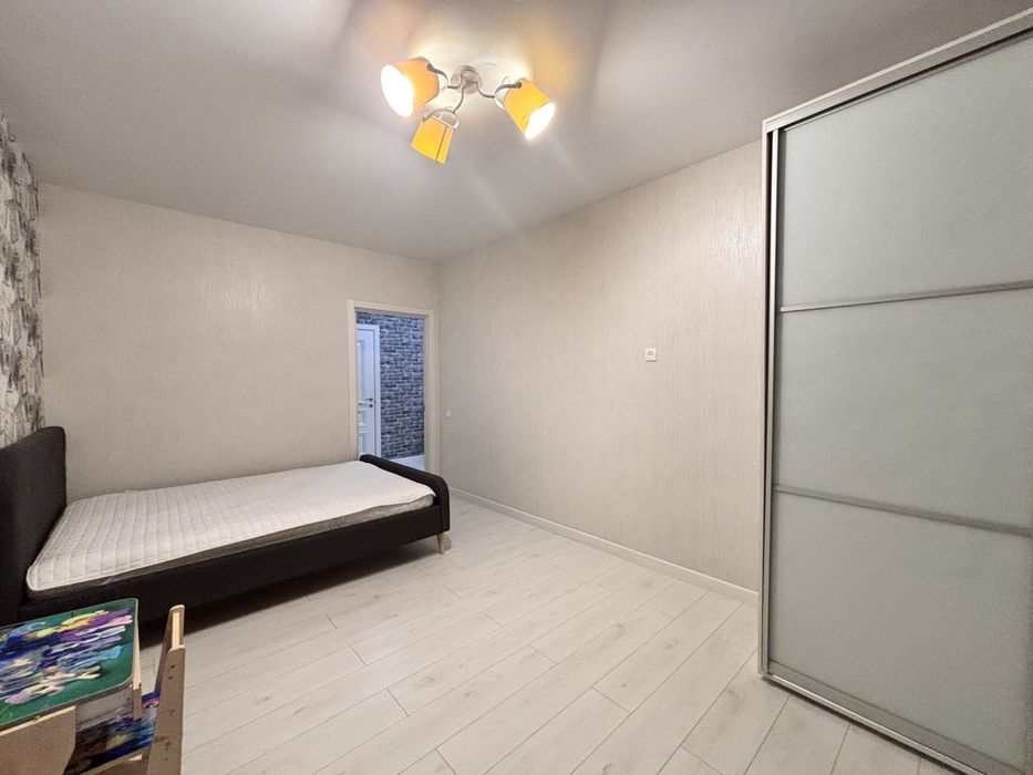 Цена снижена! Реальная 3 квартира ЖК мира 4 новострой индустриальная