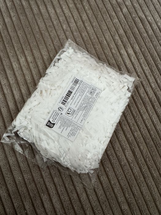 Zestaw dodatków do dekoracji ślubnych i pakowania prezentów