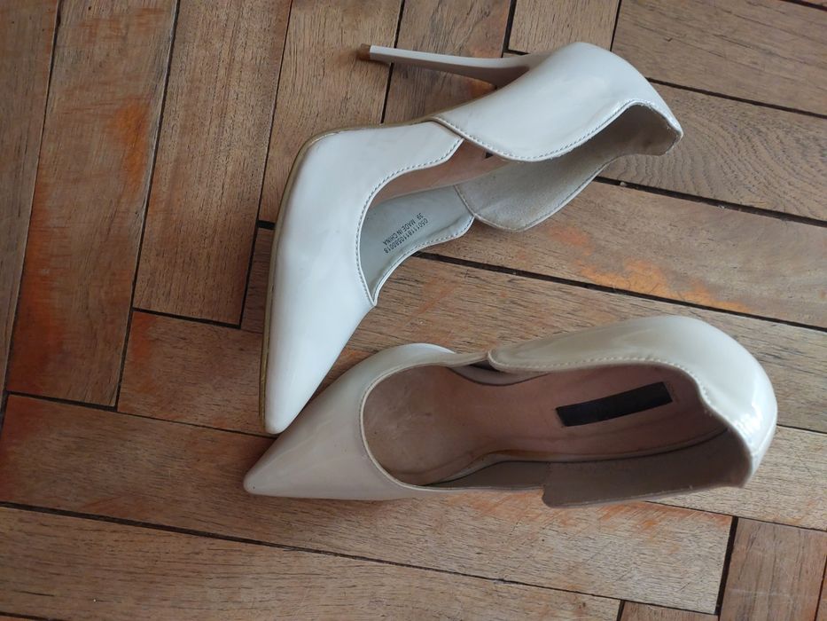 Туфлі на підборах Lost ink