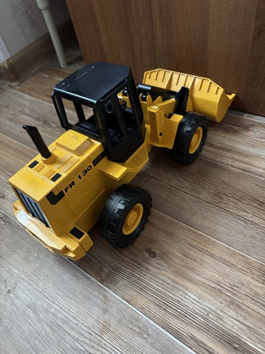 Екскаватор Bruder