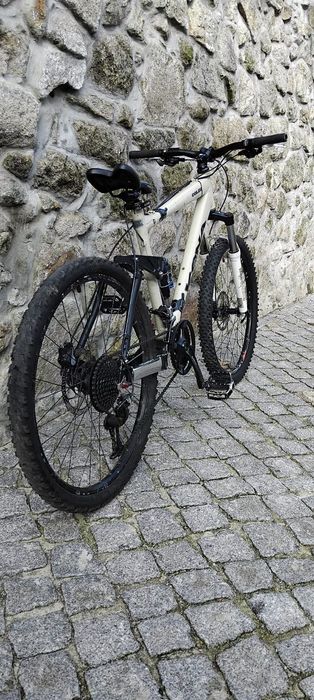 Vendo/troco Kona Coiler