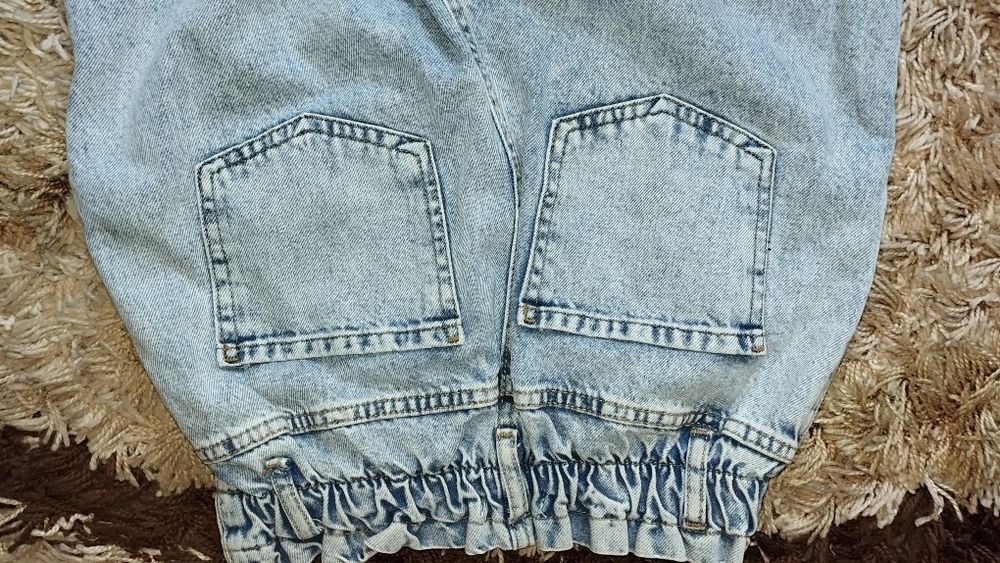 Сині жіночі джинси