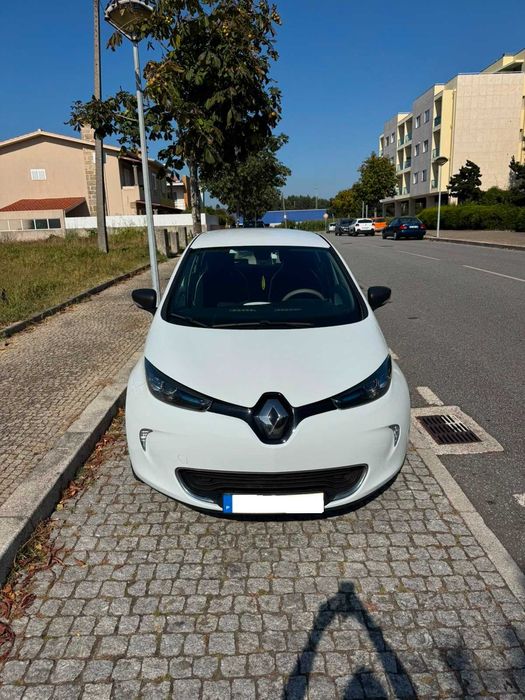 Renault Zoe 41KW (Bateria Própria, 350KM Autonomia)