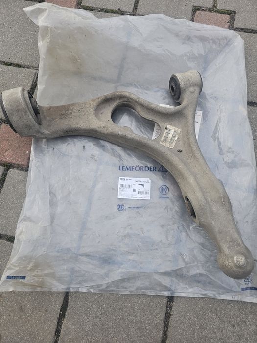 Ричаги Туарег Каєн 958