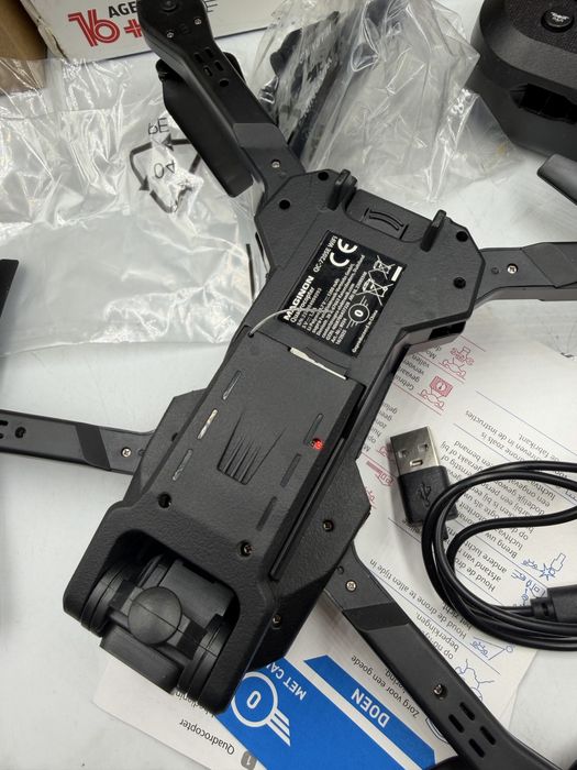 Nowy dron Maginon QC-720SE Wi-Fi, kompletny