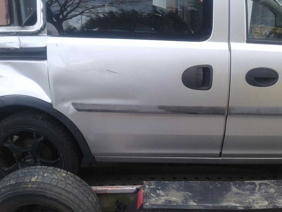 Opel Combo C Z157 Błotnik Prawy Przedni Sierp Lusterko Drzwi Boczne FL
