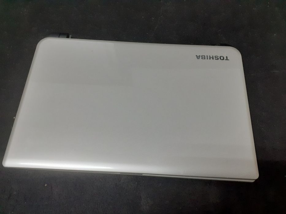 Toshiba L50-B-1UC