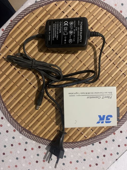 Медиаконвертер відмінний стан. Робочий