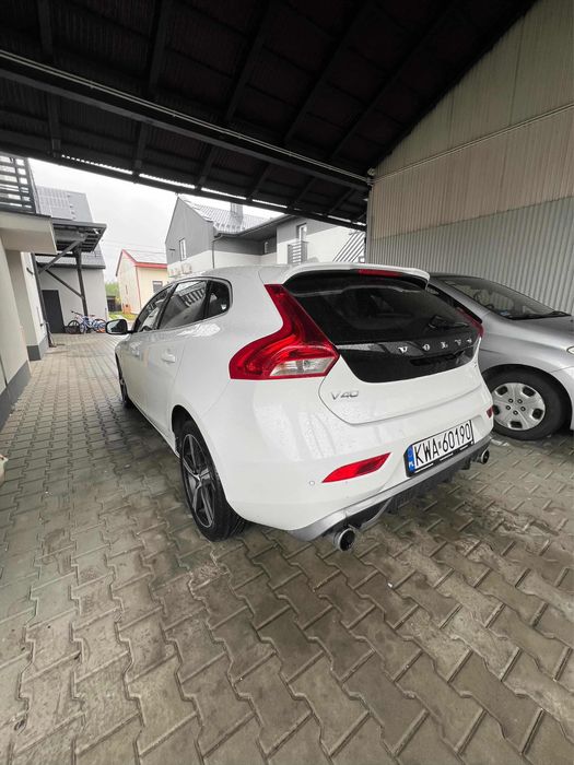 Volvo V40 D3 R-Design