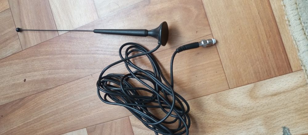 Antena GSM ( modemu internet) wtyk FME ( żeński) okazja