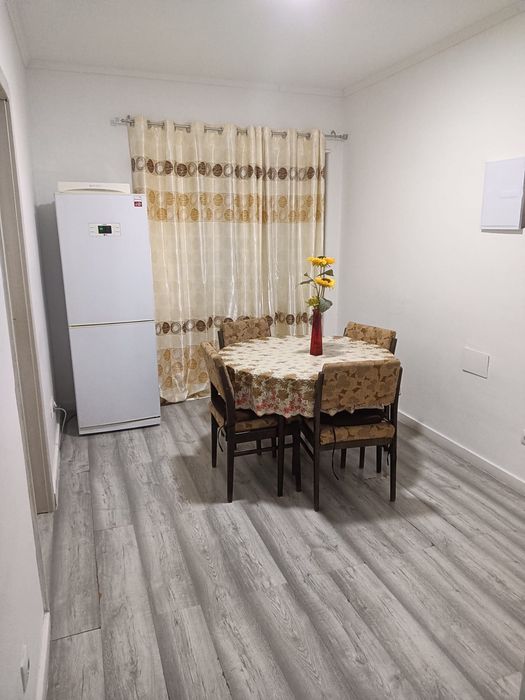 Quarto para arrendar