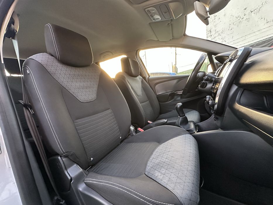 Renault Clio IV Break 1.5 DCI  ‘ GARANTIA ‘