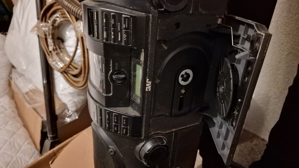 Radioodtwarzacz boombox JVC RV-NB52B + pilot