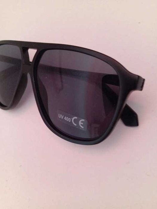 Okulary Przeciwsłoneczne Chłopięce Czarne UV400 Nowe