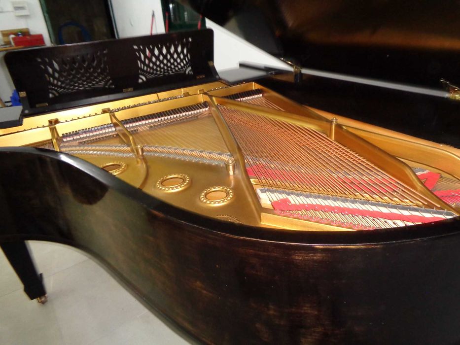 Piano de cauda Steinway  A rigorosamente como novo