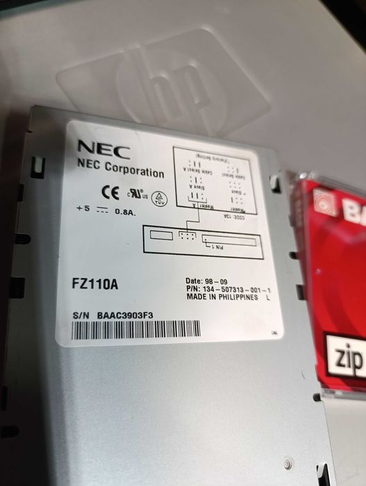 Stacji dysków dyskietek ZIP NEC FZ110A