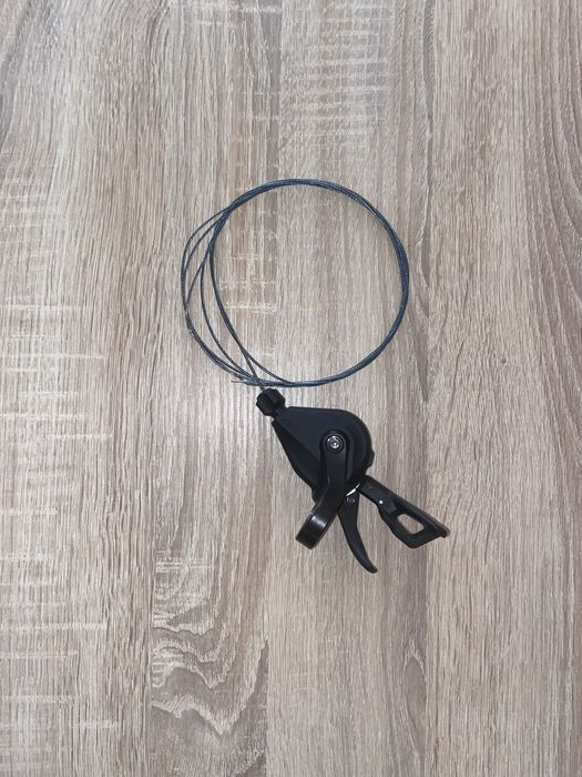 СРОЧНО перемикач Shimano deore