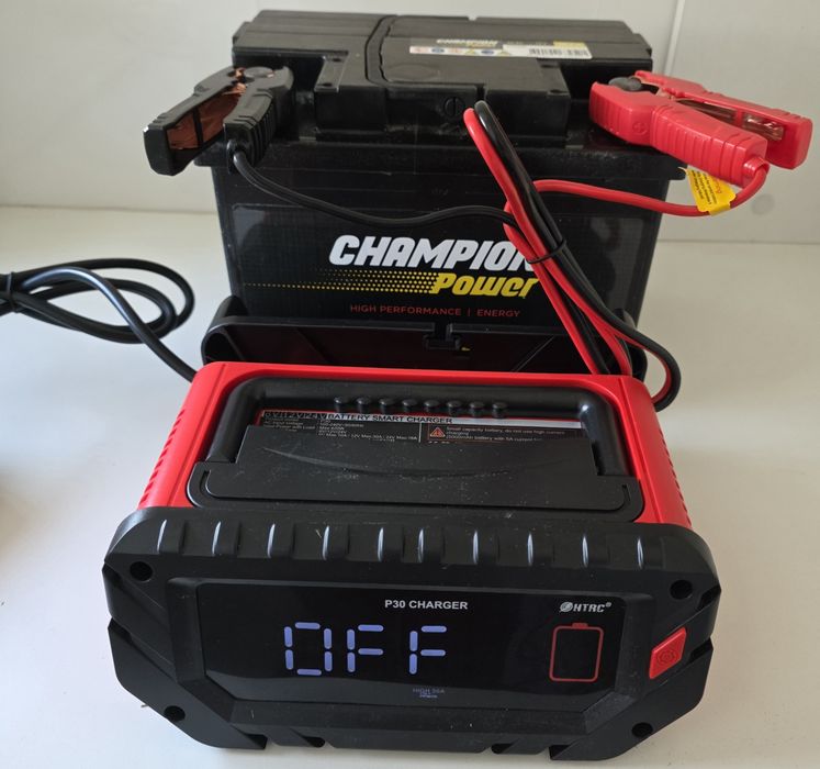 Розумний зарядний пристрій для авто 6-12-24  volt АКБ.