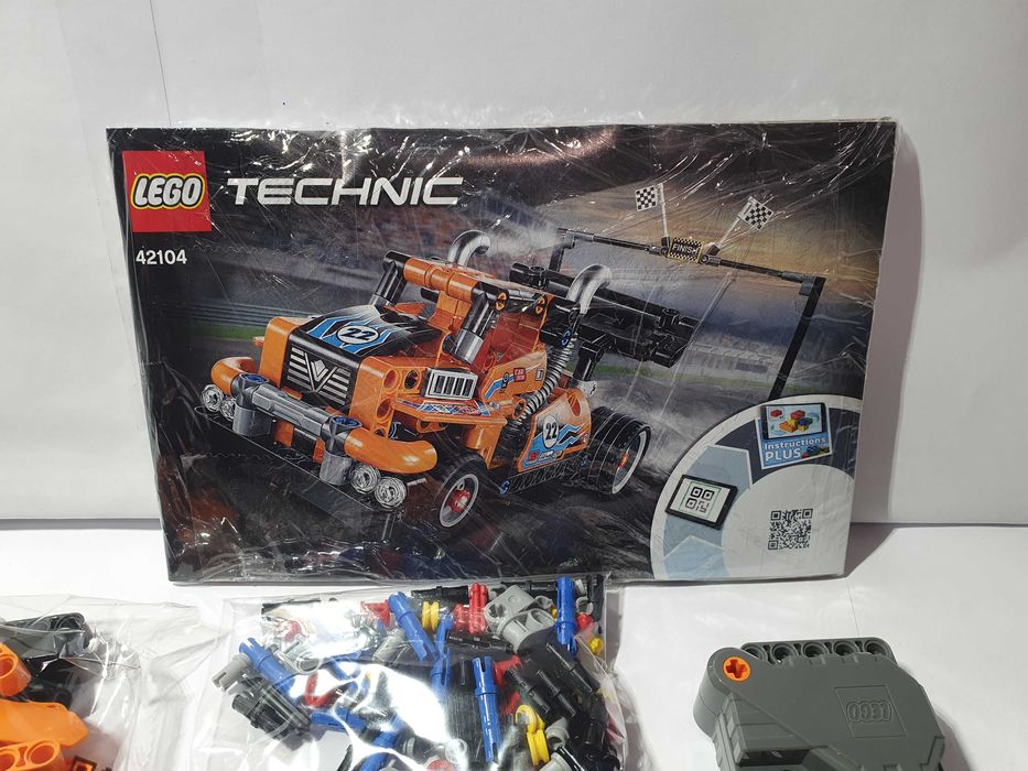 Zestaw klocków LEGO 42104 ciezarówka wyścigowa Race Truck Nowa kompletna tylko bez pudelka
