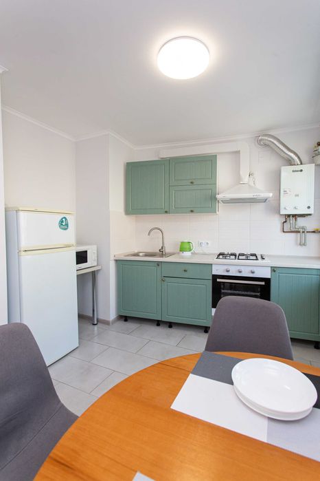 Центр. Острозького. Цум. 2 кімнати. Квартира подобово