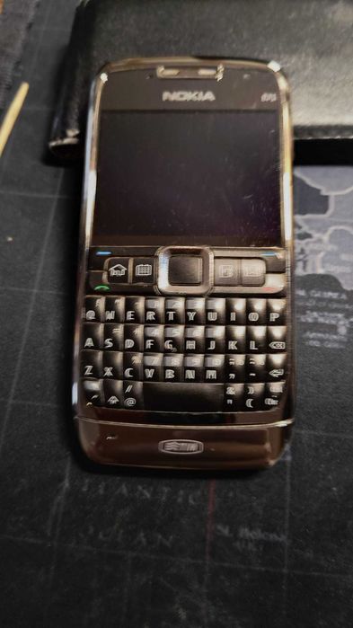 telefon nokia e71 e52