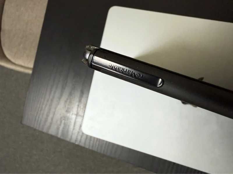 Remarkable 2 with Remarkable case and pen