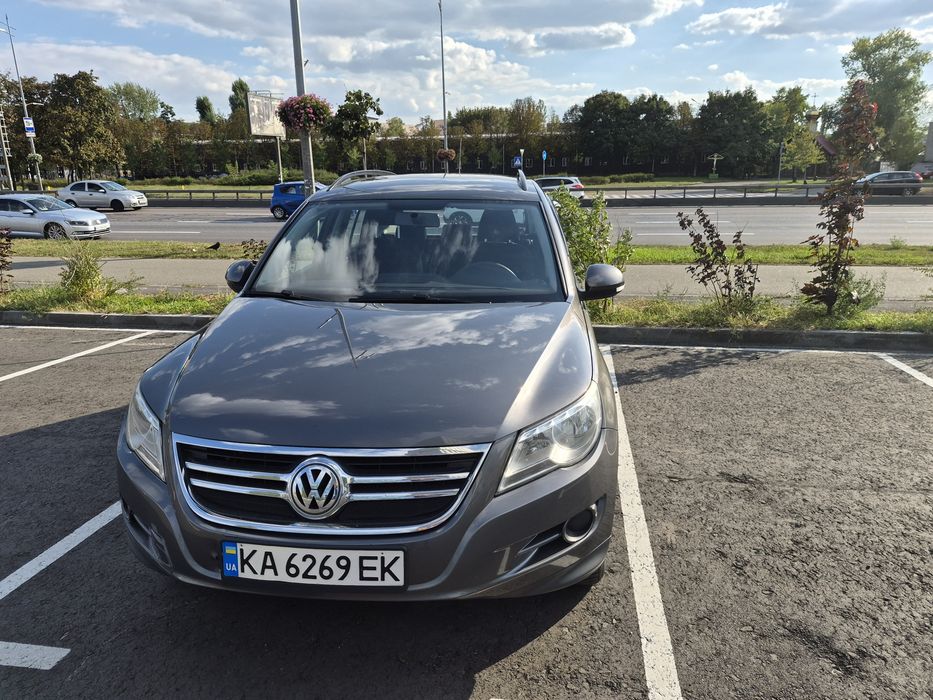 Продам авто Тигуан 2010г