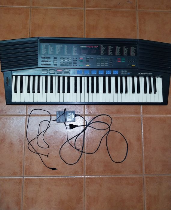 Teclado Yamaha PSR 47 - a Funcionar Vintage