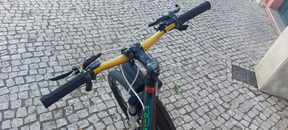 Bicicletas duas  em excelente estado