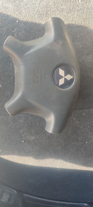 Mitsubishi Outlander 1 покрління