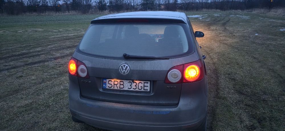 Wolkswagen golf  5 plus