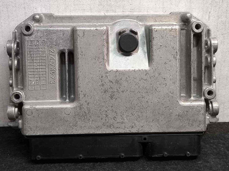 Centralina Motor / ECU 89661-0U660 - TOYOTA YARIS