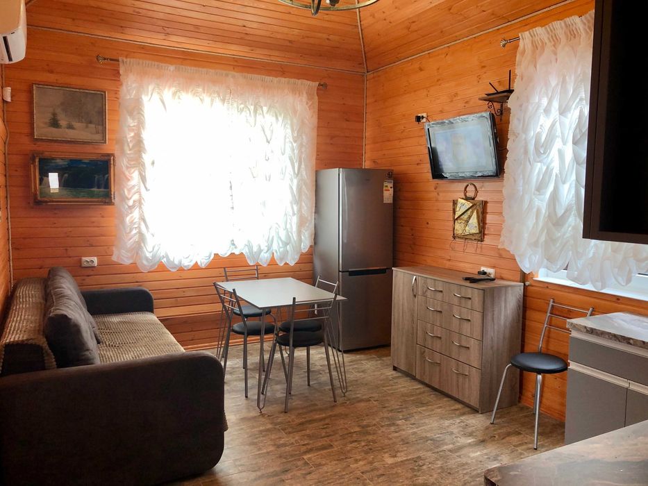 Затока. Комфортабельный  дом в 50 м от моря , ст. Студенческая