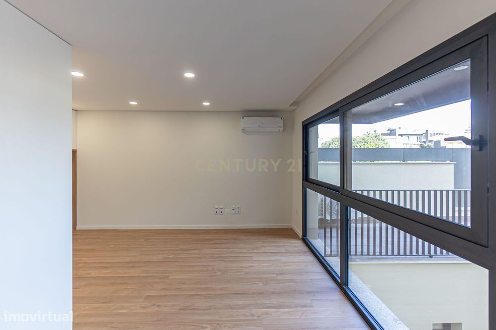 Apartamentos T0+1 e T2 à Venda – Edifício Novo no Centro do Porto