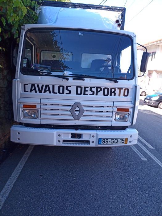 Venda de camiões Iveco e Renault