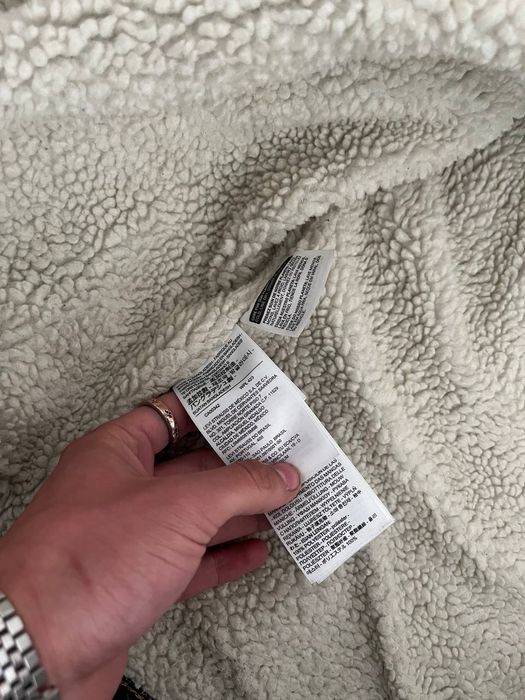 Куртка джинсова  Levis Premium Sherpa Tracker Jacket S