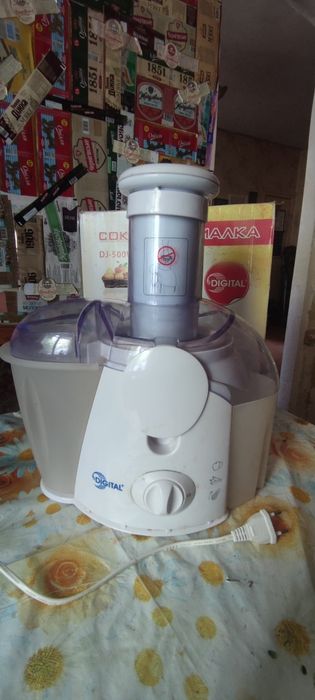 Продам соковыжималка DJ-500W