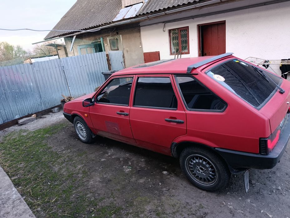 Продам ваз 2109.