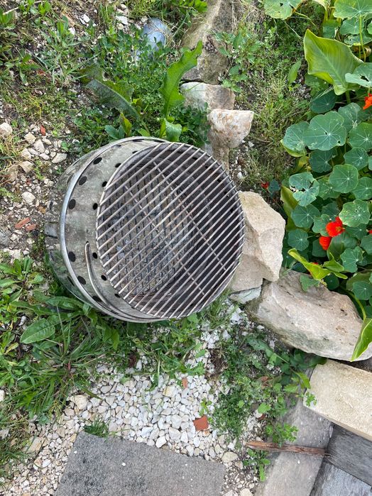 Grade / tigela de fogo, Atago